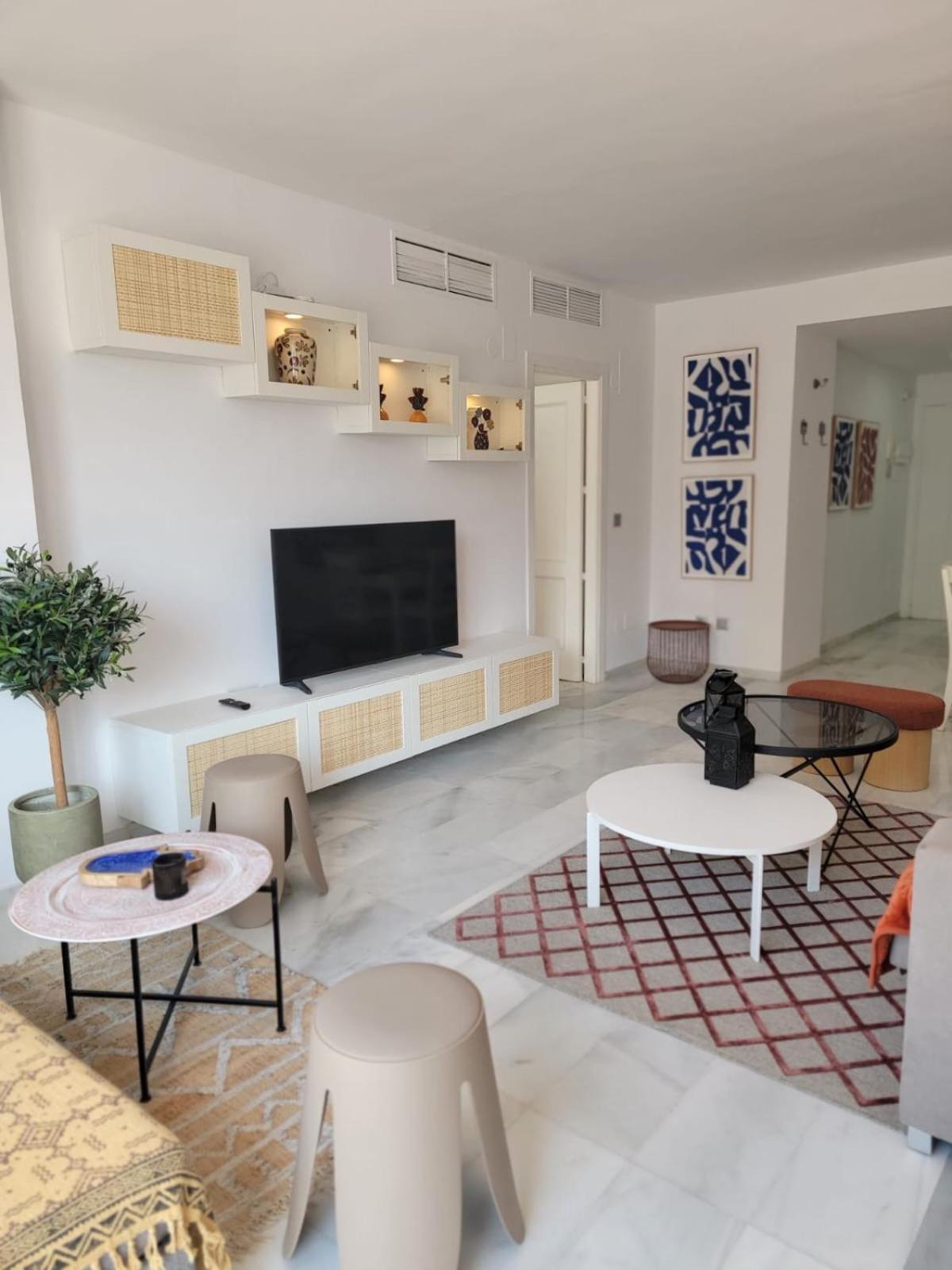 Jardines Del Puerto Apartman Marbella Kültér fotó