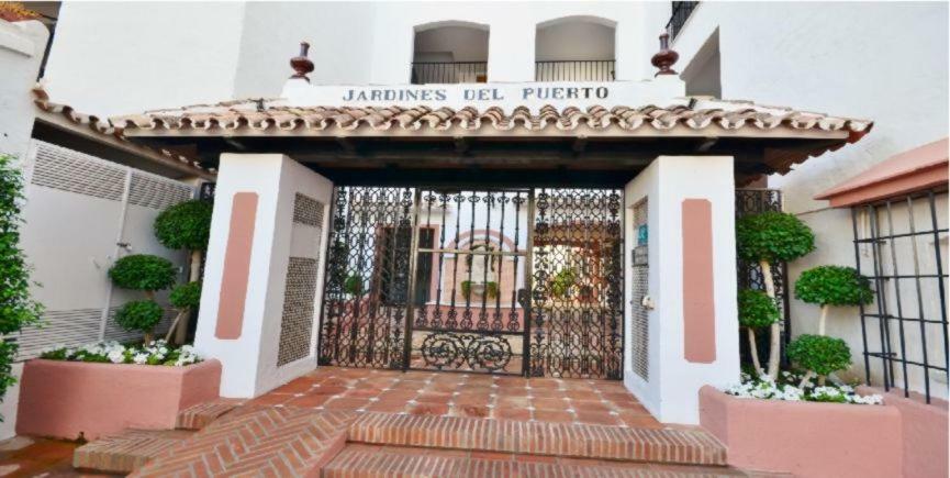 Jardines Del Puerto Apartman Marbella Kültér fotó